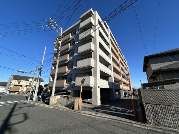 ファミリアーレ東海荒尾第3 外観