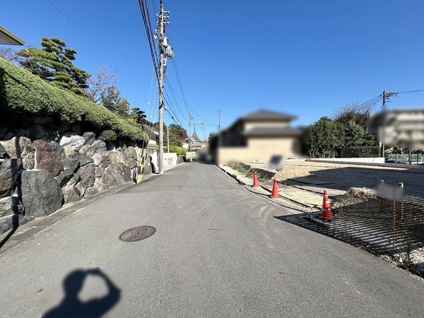 昭和区高峯町 1区画 前面道路含む外観 昭和区高峯町 1区画 前面道路含む外観