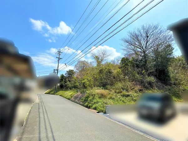 現地