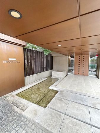 プラウド川名山 エントランス エントランス