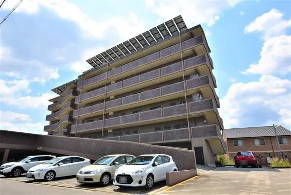 オーナーチェンジ物件！２００５年築の収益マンション♪