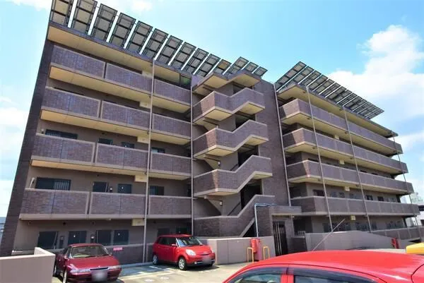 ＪＲ東海道本線「岡崎」駅　徒歩１８分！