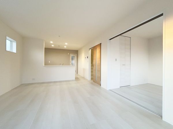 瀬戸市萩山台5丁目 新築戸建 リビング