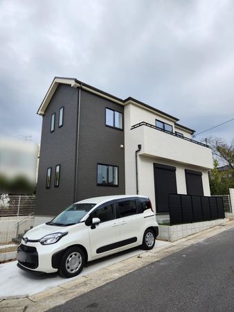 長久手市岩作三ケ峯 1号棟 外観 長久手市岩作三ケ峯 1号棟 外観