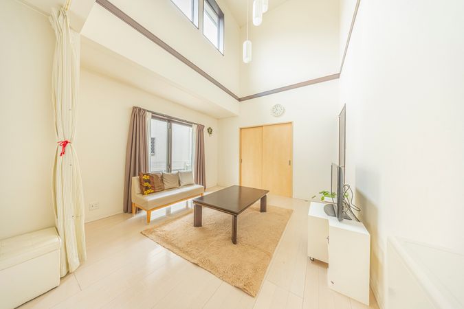 瀬戸市みずの坂1丁目 リビング