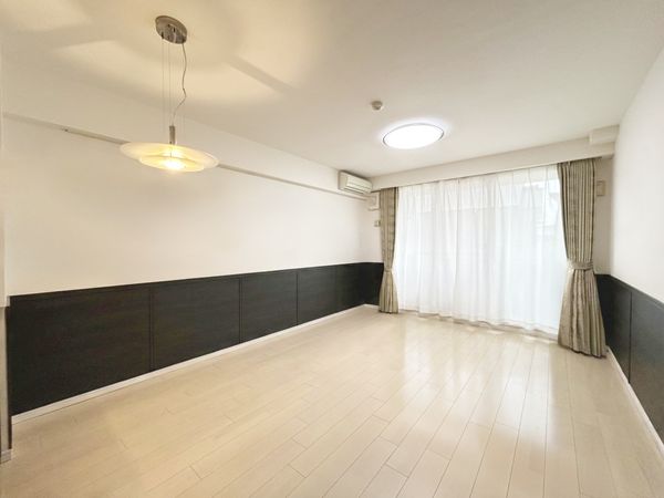 ユニーブル旭前ガーデン リビング リビング