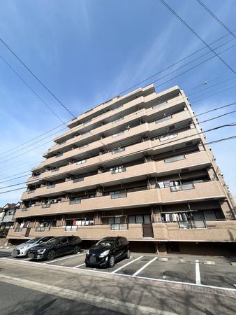 ライオンズマンション引山 外観