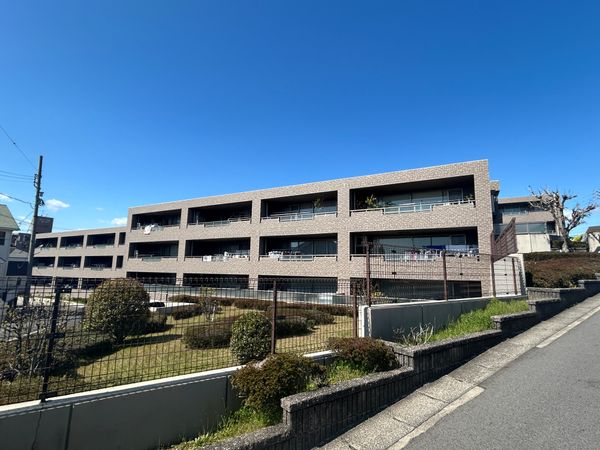 ユニーブル長久手ヒルズ 弐番館 外観