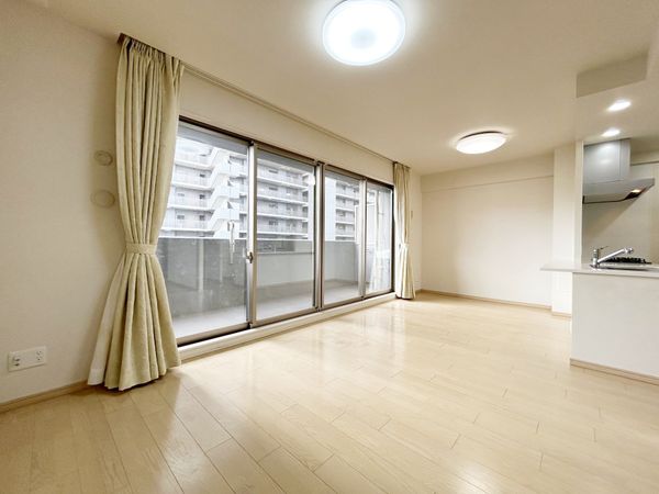 セントアイナ藤が丘 リビング