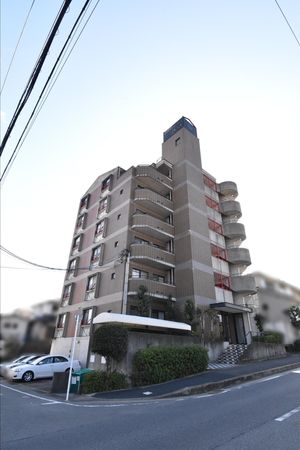 グランドアーツ桜ヶ丘 外観
