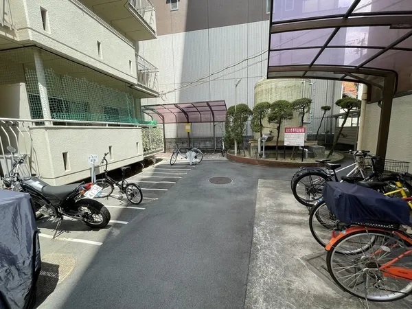 駐輪場