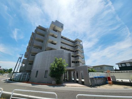 三郷パーク・ホームズ 外観