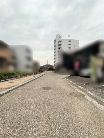 前面道路を含む現地写真