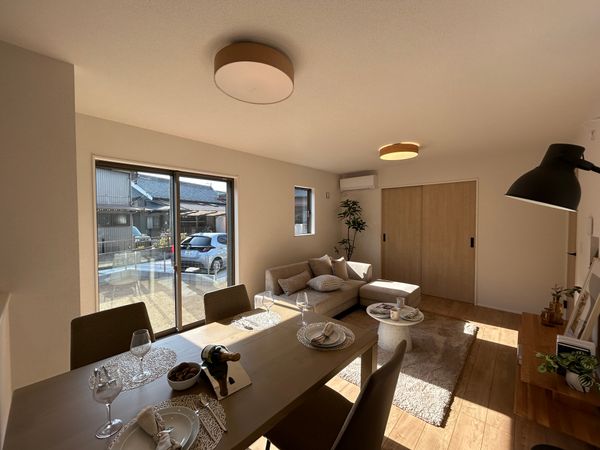 豊川市国府町下河原 新築戸建1号棟 リビング 豊川市国府町下河原 新築戸建1号棟 リビング