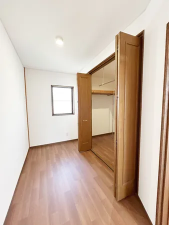 【他室内/納戸4.0帖】納戸2箇所・クローゼット4箇所等収納スペース充実。