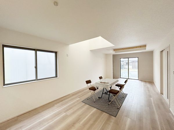 豊橋市池見町 新築戸建 リビング