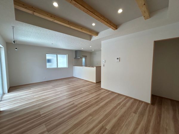 豊橋市東郷町 新築戸建2号棟 リビング 豊橋市東郷町 新築戸建2号棟 リビング