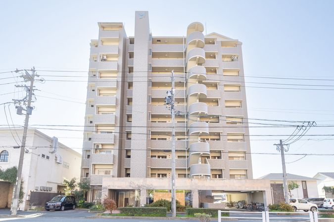 ロイヤルマンション羽根井 外観