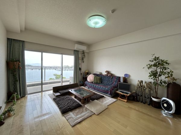 ラ・メルカーサⅠ リビング