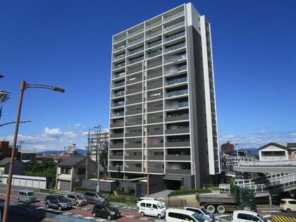 プレサンスロジェ豊橋大橋通CL 外観