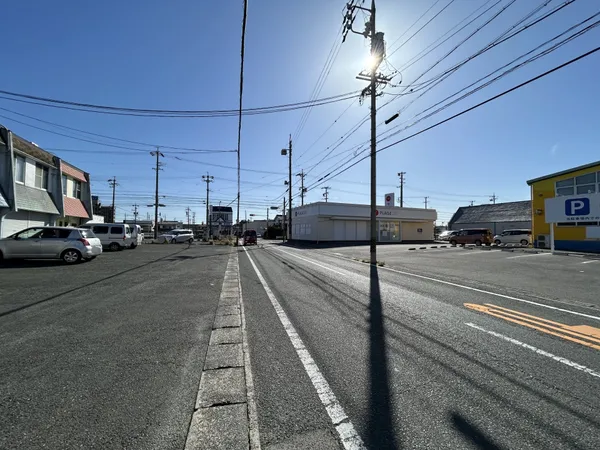 【前面道路】ミニストップ蒲郡三谷北通店まで徒歩2分（約130ｍ）です。