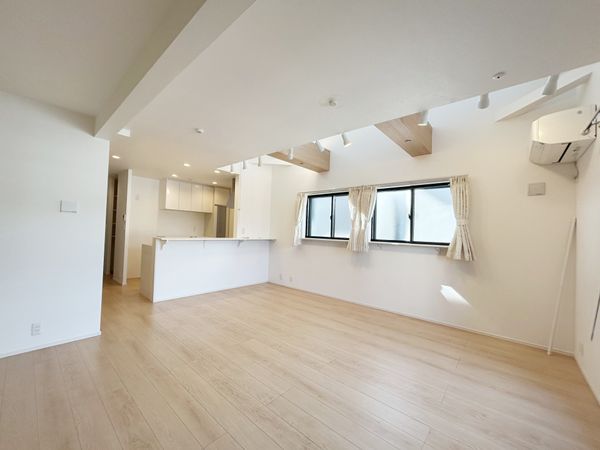 北区大曽根1丁目 リビング 北区大曽根1丁目 リビング