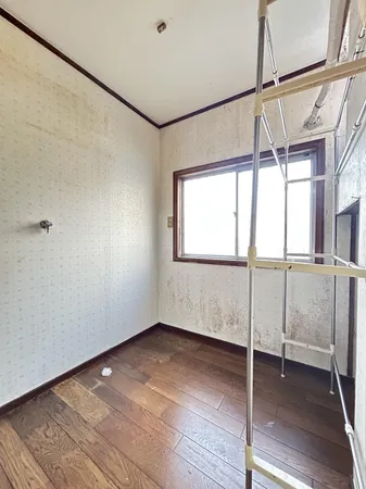 キッチン横納戸