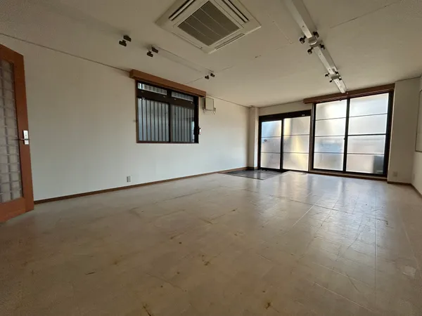 ２階店舗部分