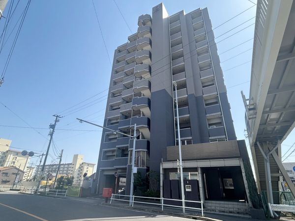 ファミリアーレ西味鋺 外観