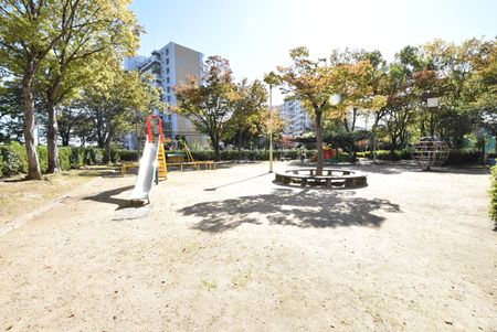 矢田川パークハウス D棟 公園
