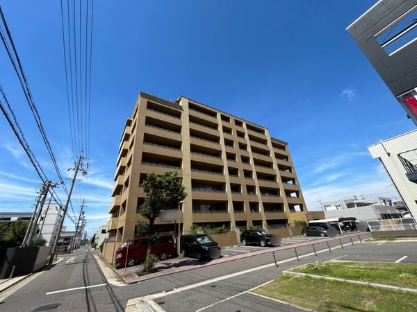 ラドーニ守山風の館 外観