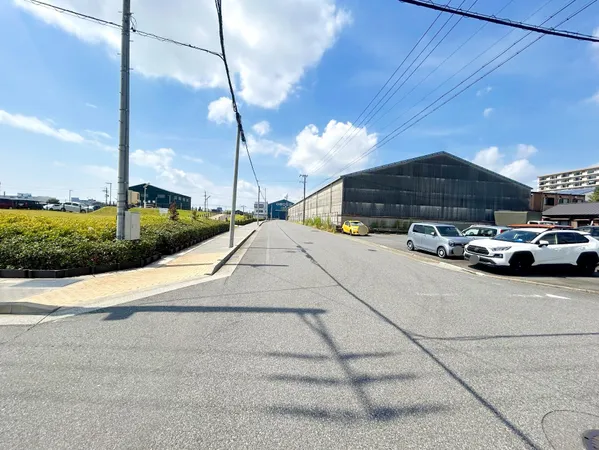 南側前面道路