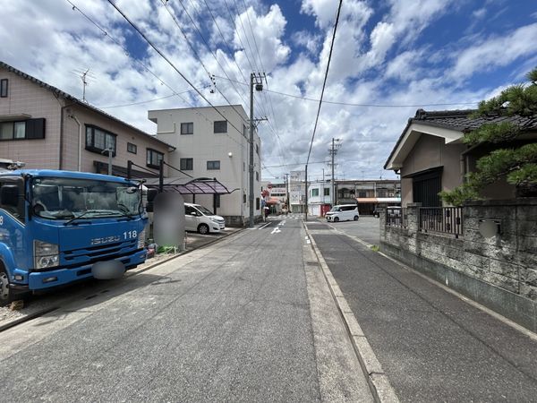 南区観音町3丁目 新築戸建 前面道路含む外観 南区観音町3丁目 新築戸建 前面道路含む外観