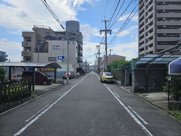 南区曽池町1丁目 前面道路含む外観 南区曽池町1丁目 前面道路含む外観