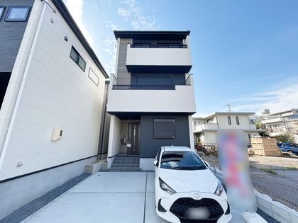 熱田区五番町 新築戸建 駐車場