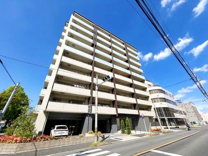 ファミリアーレ神宮東第2 外観