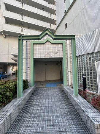 ヴェルクレート日比野 B棟 エントランス ヴェルクレート日比野 B棟 エントランス