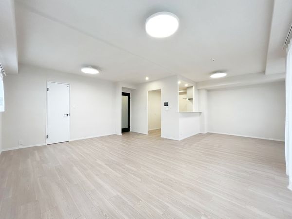 メイツ金山 リビング