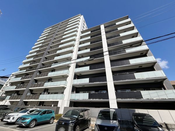 プラセシオン金山 外観