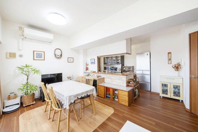 クレステージ・エール六番 リビング