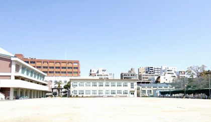 葵小学校（約450ｍ）