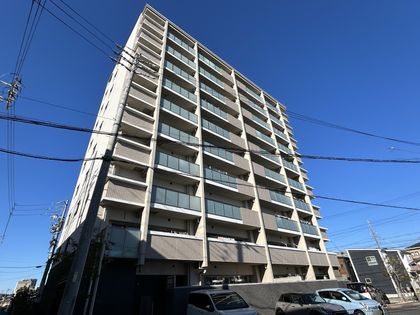 プラセシオン鳴海 外観