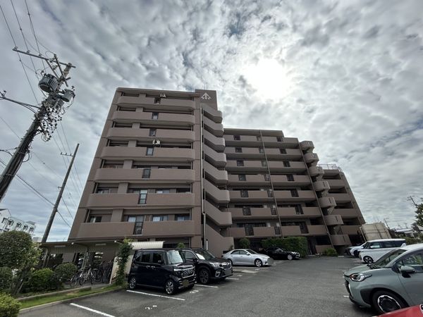 サンハウス八田 外観