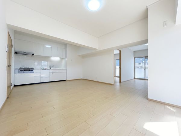 ユーハウス六番町 リビング ユーハウス六番町 リビング