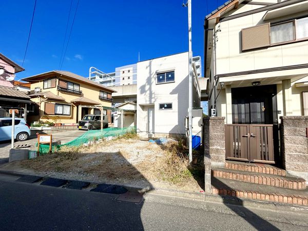 常滑市多屋町2丁目 前面道路含む外観 常滑市多屋町2丁目 前面道路含む外観