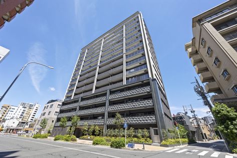 プレサンスグラン泉 外観
