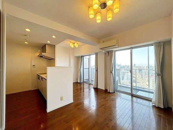 グランスイート千種タワー リビング