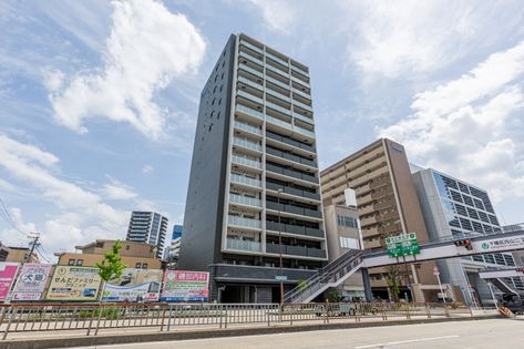 プレサンスジェネ千種内山Ⅱ 外観