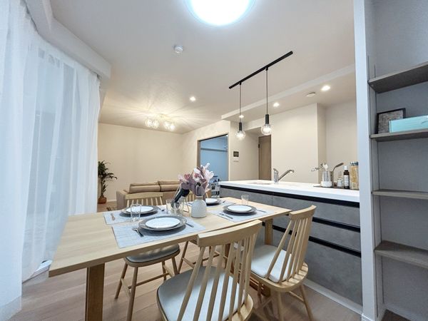 グランドヒルズ覚王山法王町 松風の邸 リビング