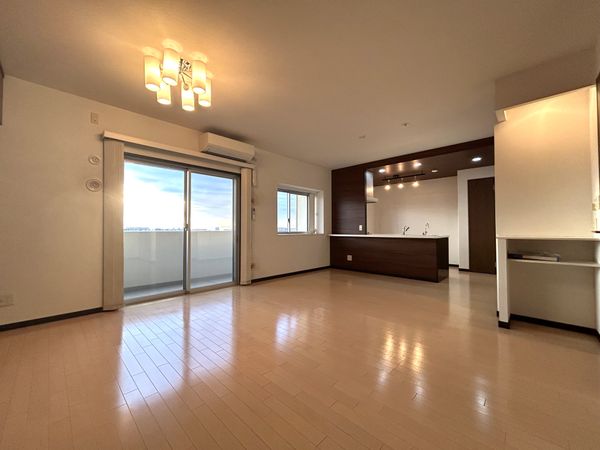 アンピール箱崎 リビング リビング